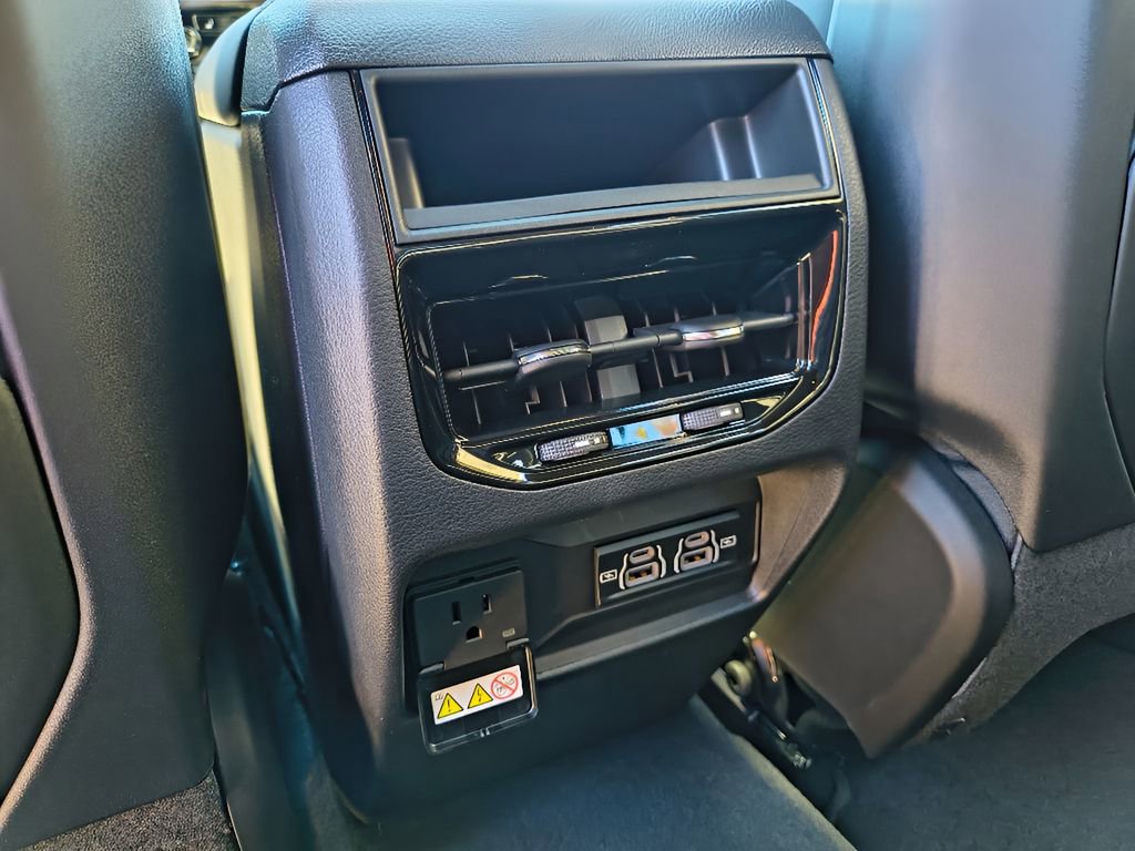 New 2025 Jeep Grand Cherokee Laredo X w/ Luxury Tech Group I image 27