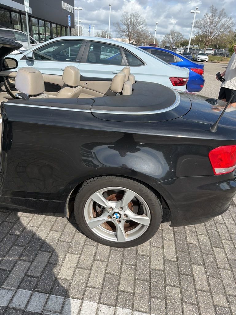 Used 2012 BMW 128i Convertible image 11