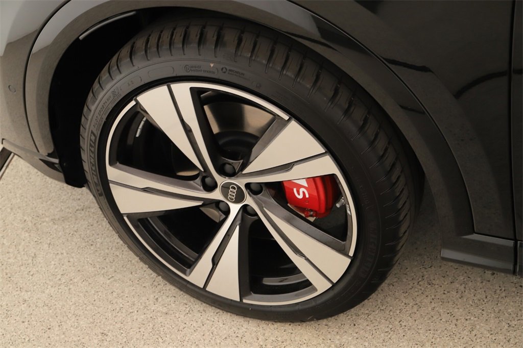 New 2025 Audi SQ5 Premium Plus image 29