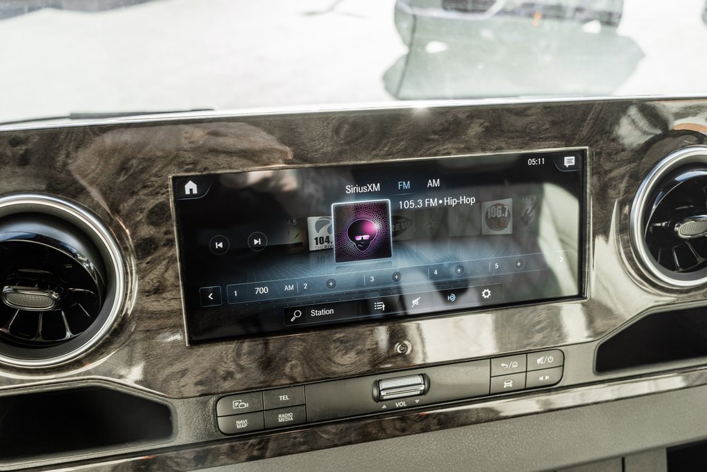 Used 2022 Mercedes-Benz Sprinter 3500 image 17