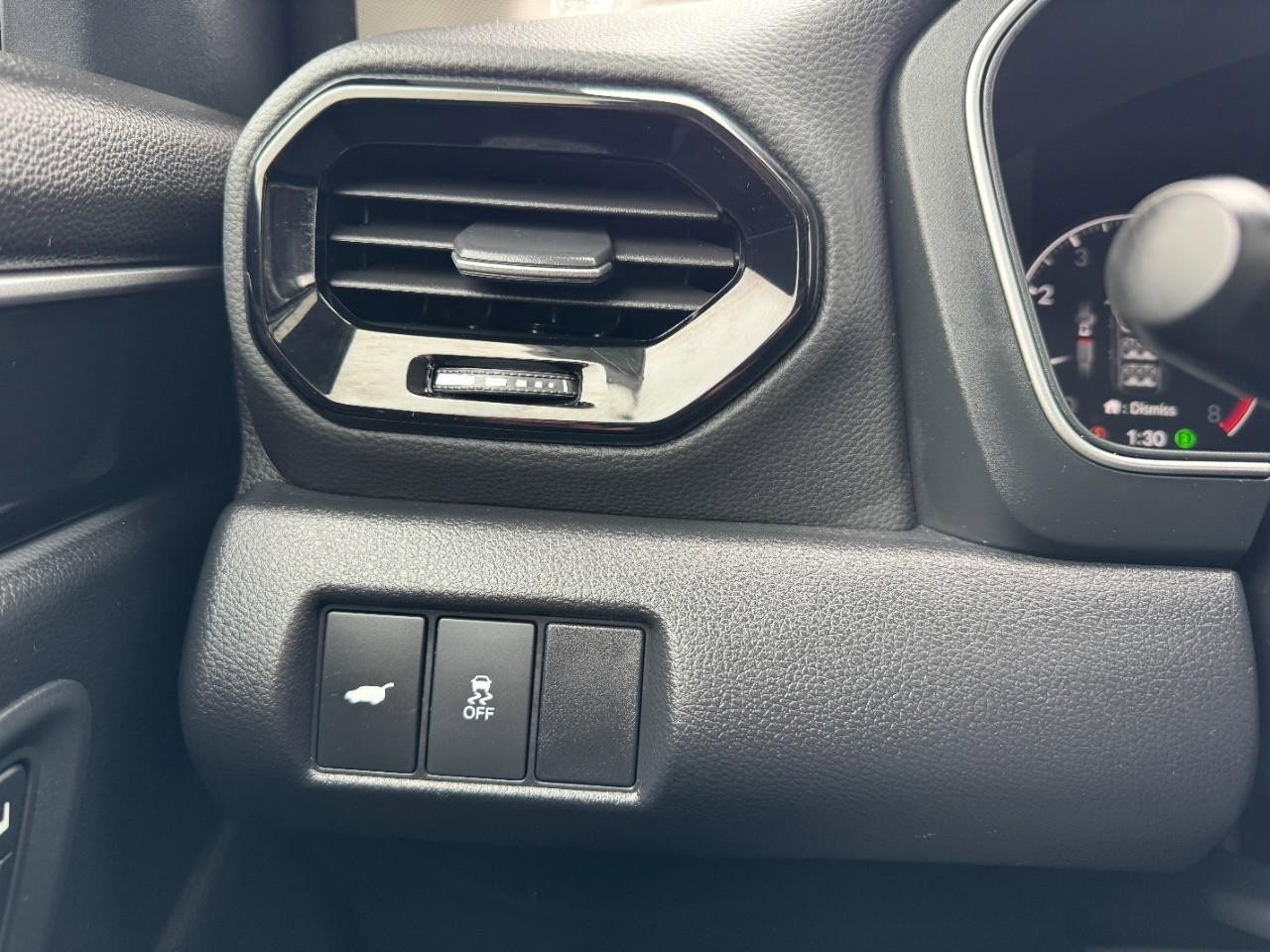 Certified 2023 Honda Pilot Touring image 28