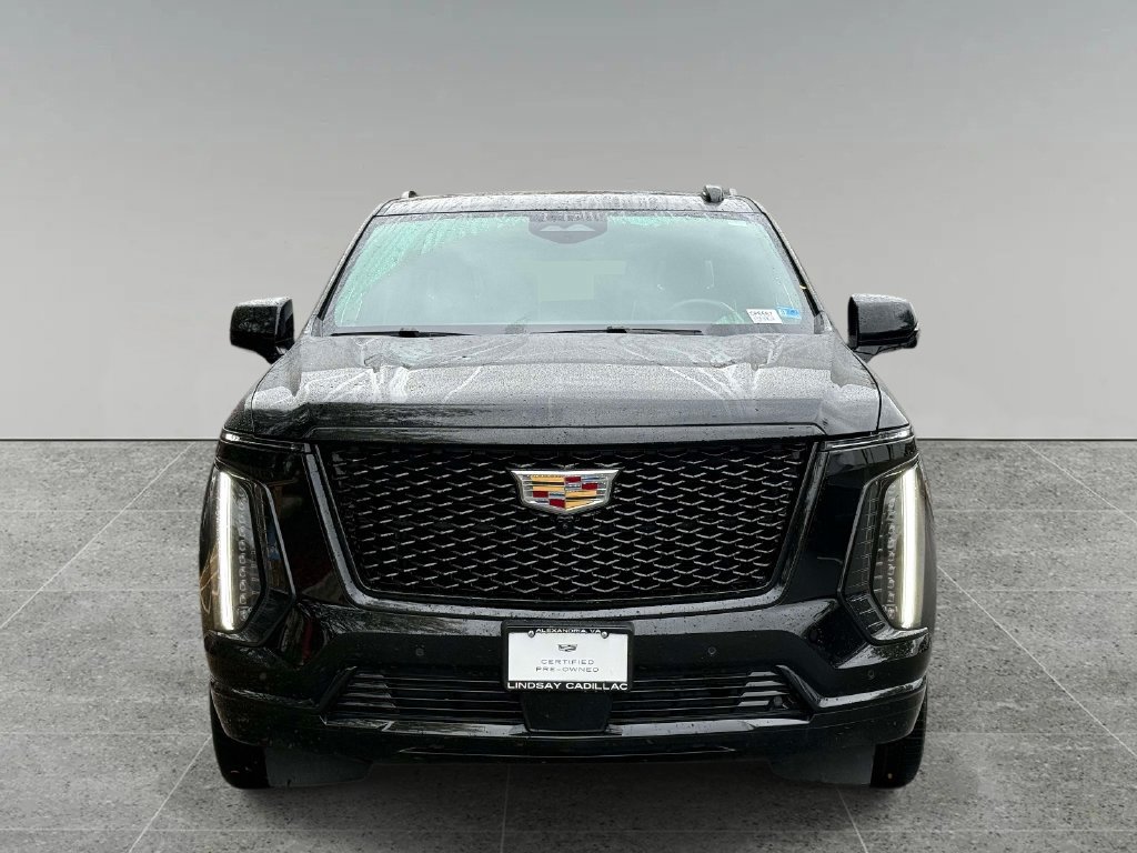 Certified 2025 Cadillac Escalade ESV Sport w/ Touring Package AWD/4WD image 8