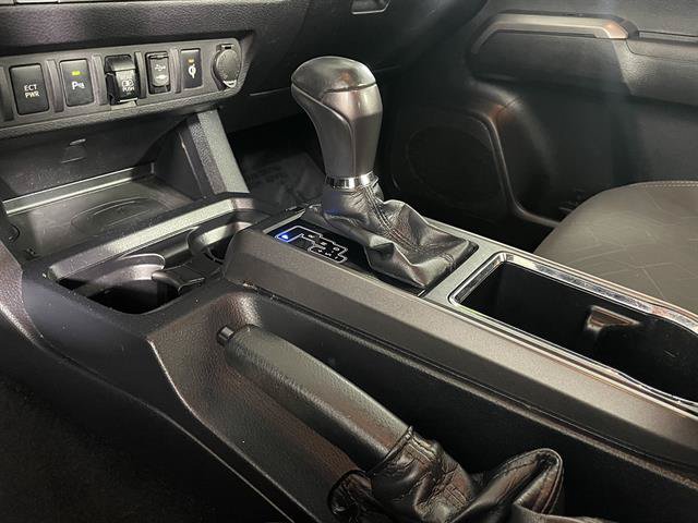 Used 2019 Toyota Tacoma TRD Sport w/ Technology Package AWD/4WD image 20