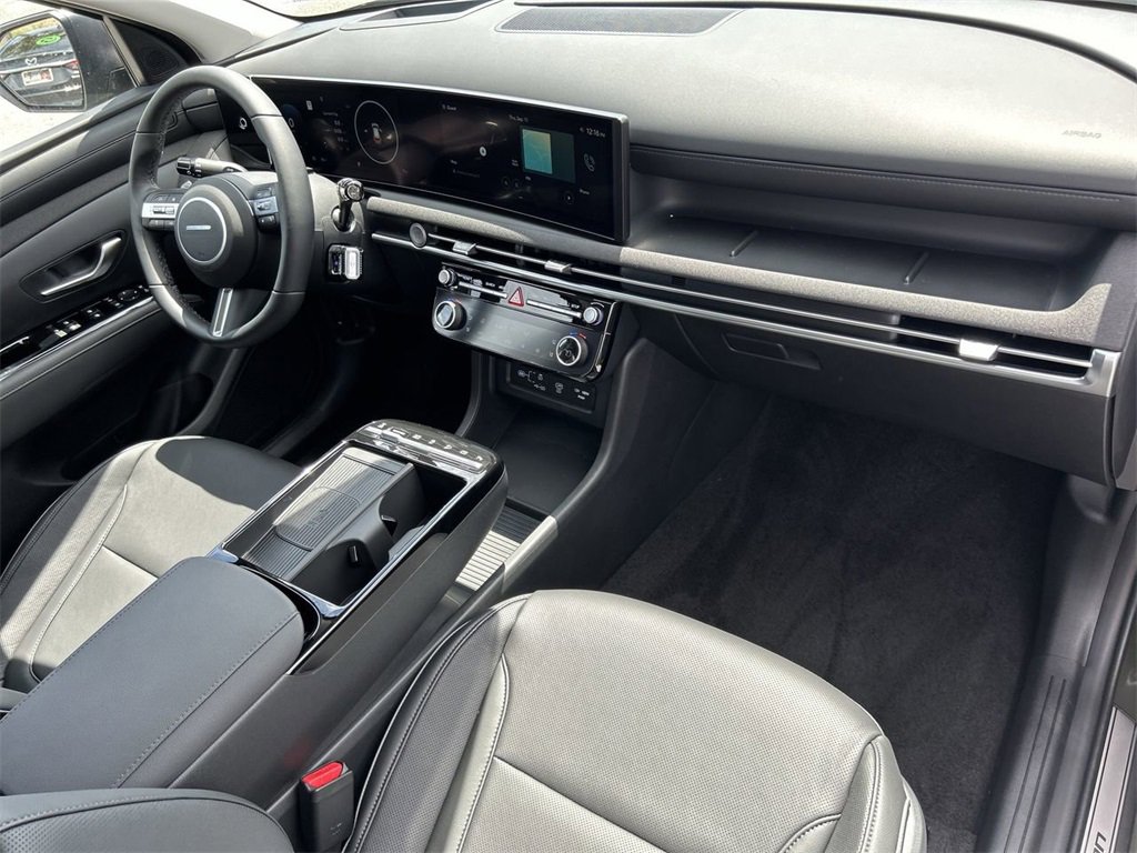 New 2025 Hyundai Tucson Limited image 19
