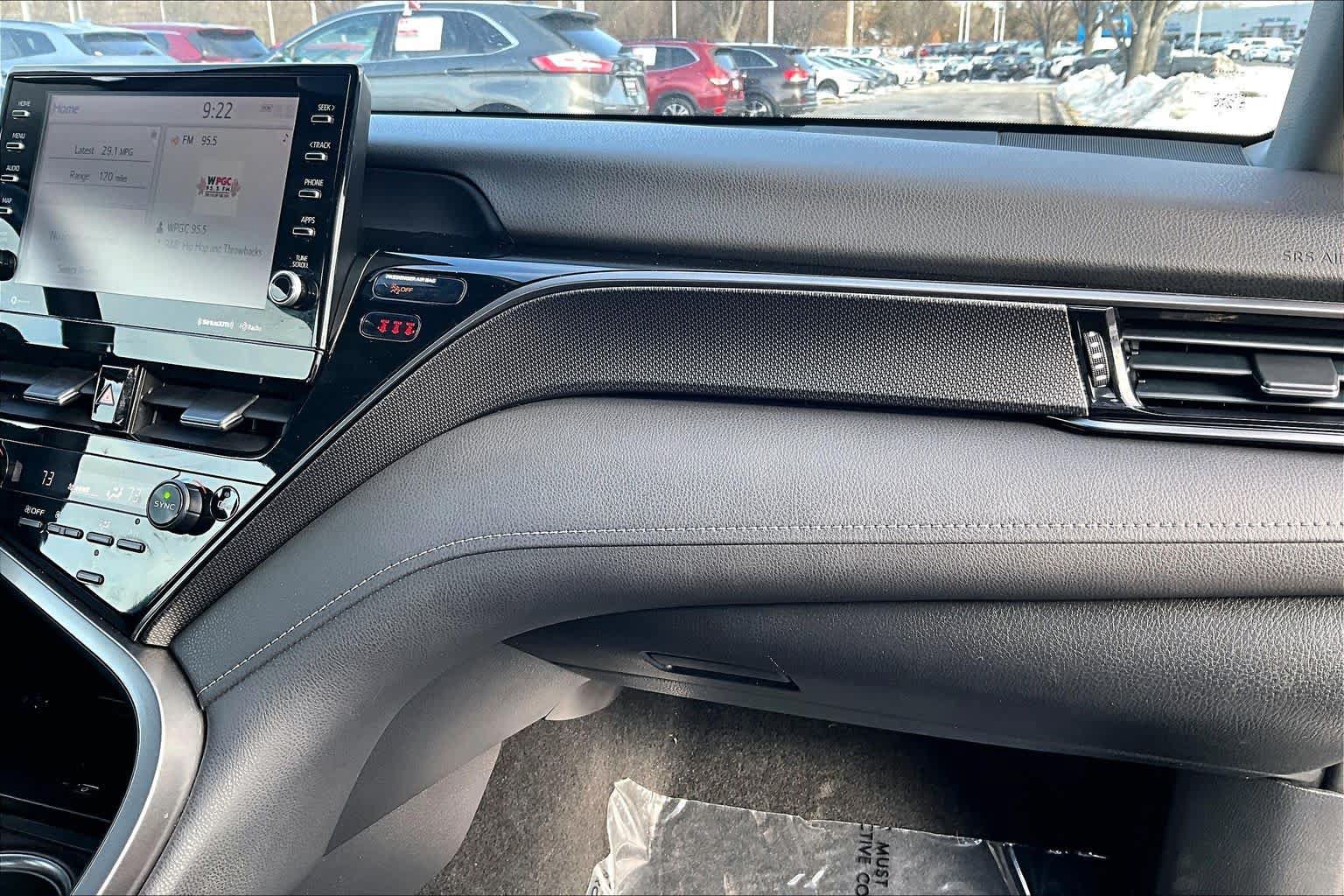 Used 2022 Toyota Camry XSE FWD image 18