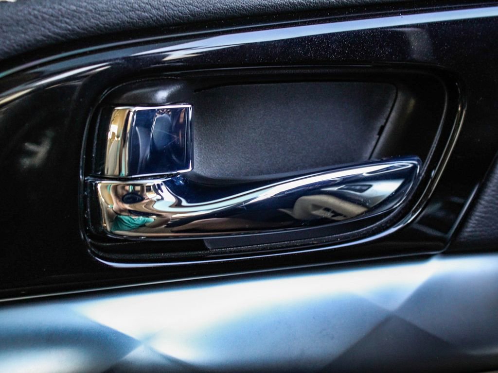 Used 2020 Nissan Maxima 3.5 SV w/ Floor Mat Group FWD image 9