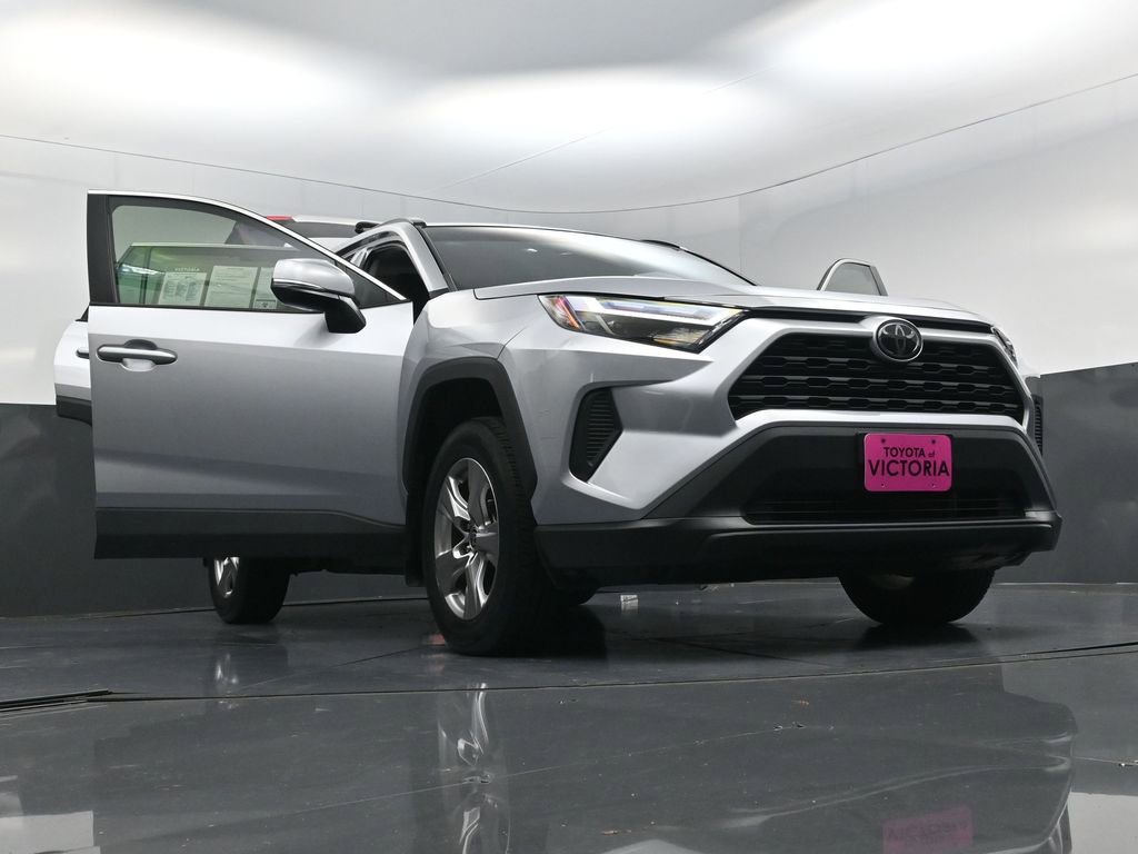 Used 2023 Toyota RAV4 XLE image 26