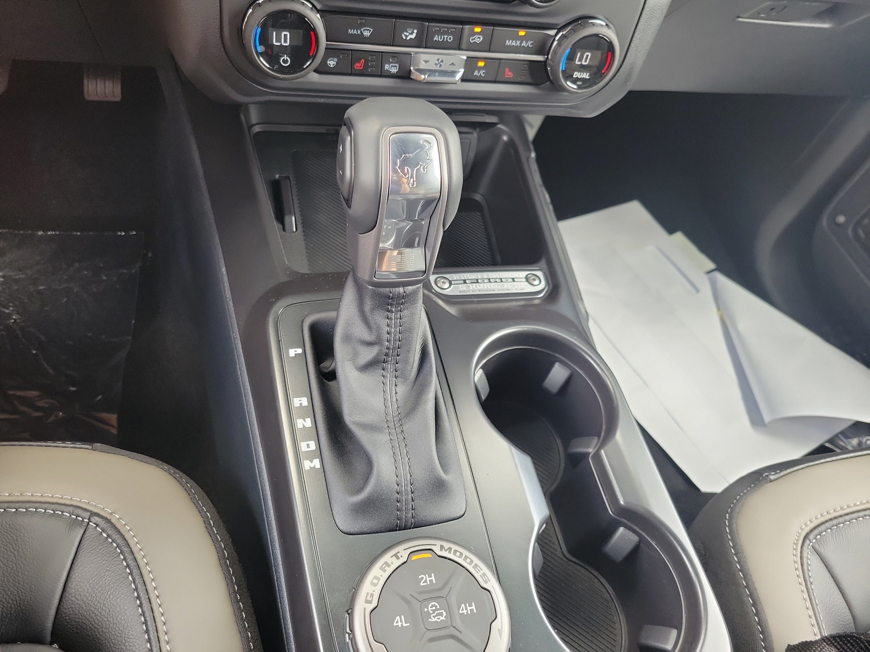New 2026 Ford Bronco Outer Banks AWD/4WD image 28
