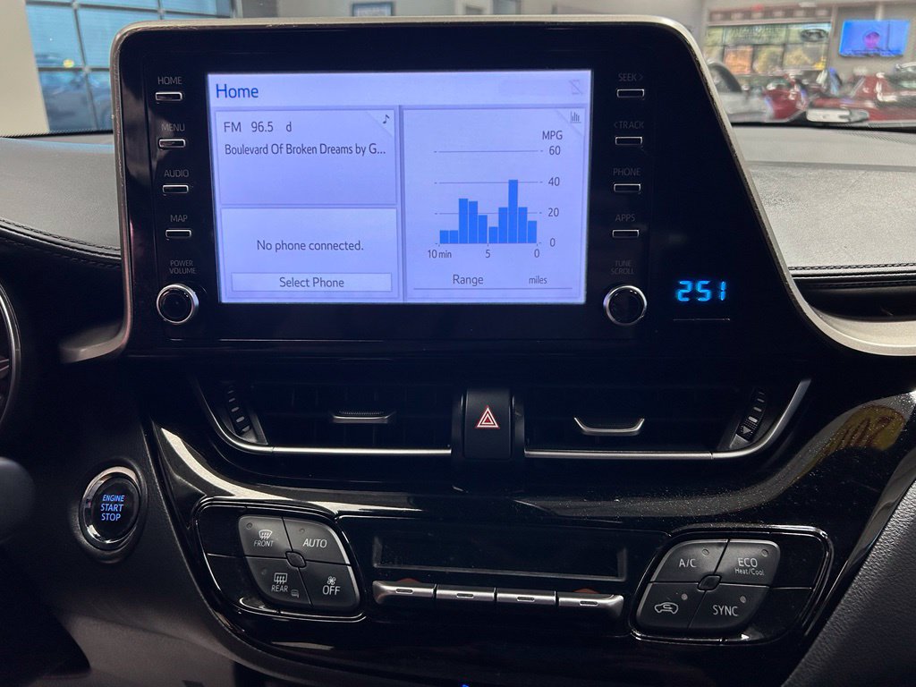 Used 2019 Toyota C-HR XLE FWD image 16