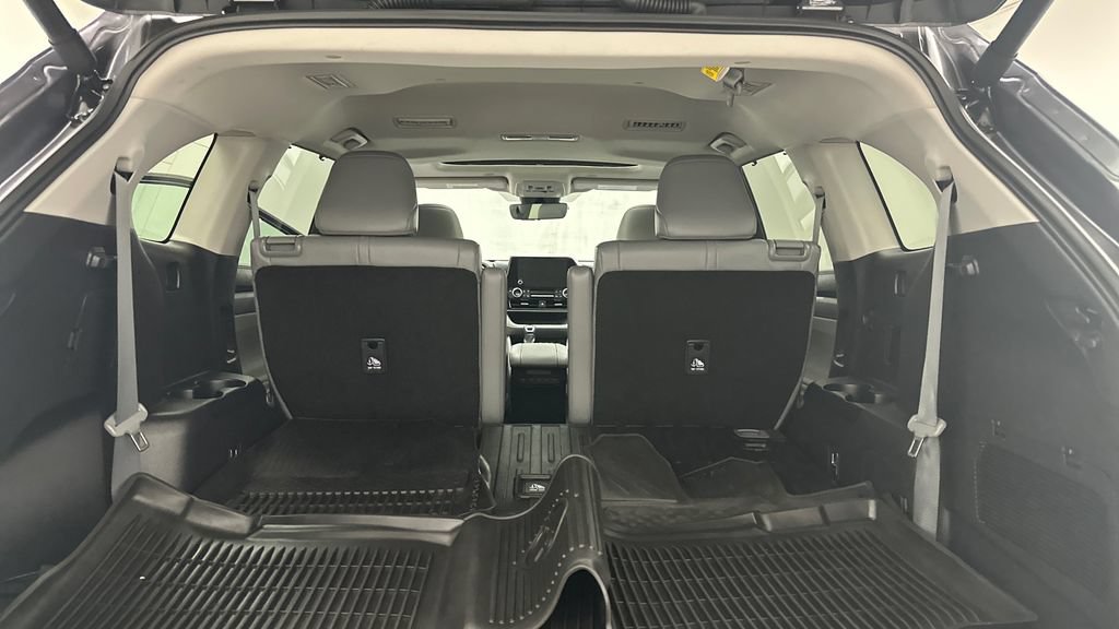 Certified 2024 Toyota Highlander XLE AWD/4WD image 13