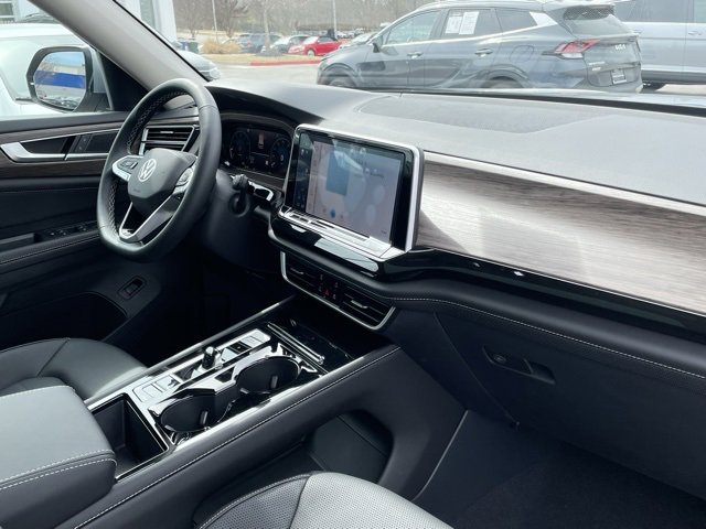 New 2025 Volkswagen Atlas SEL image 30