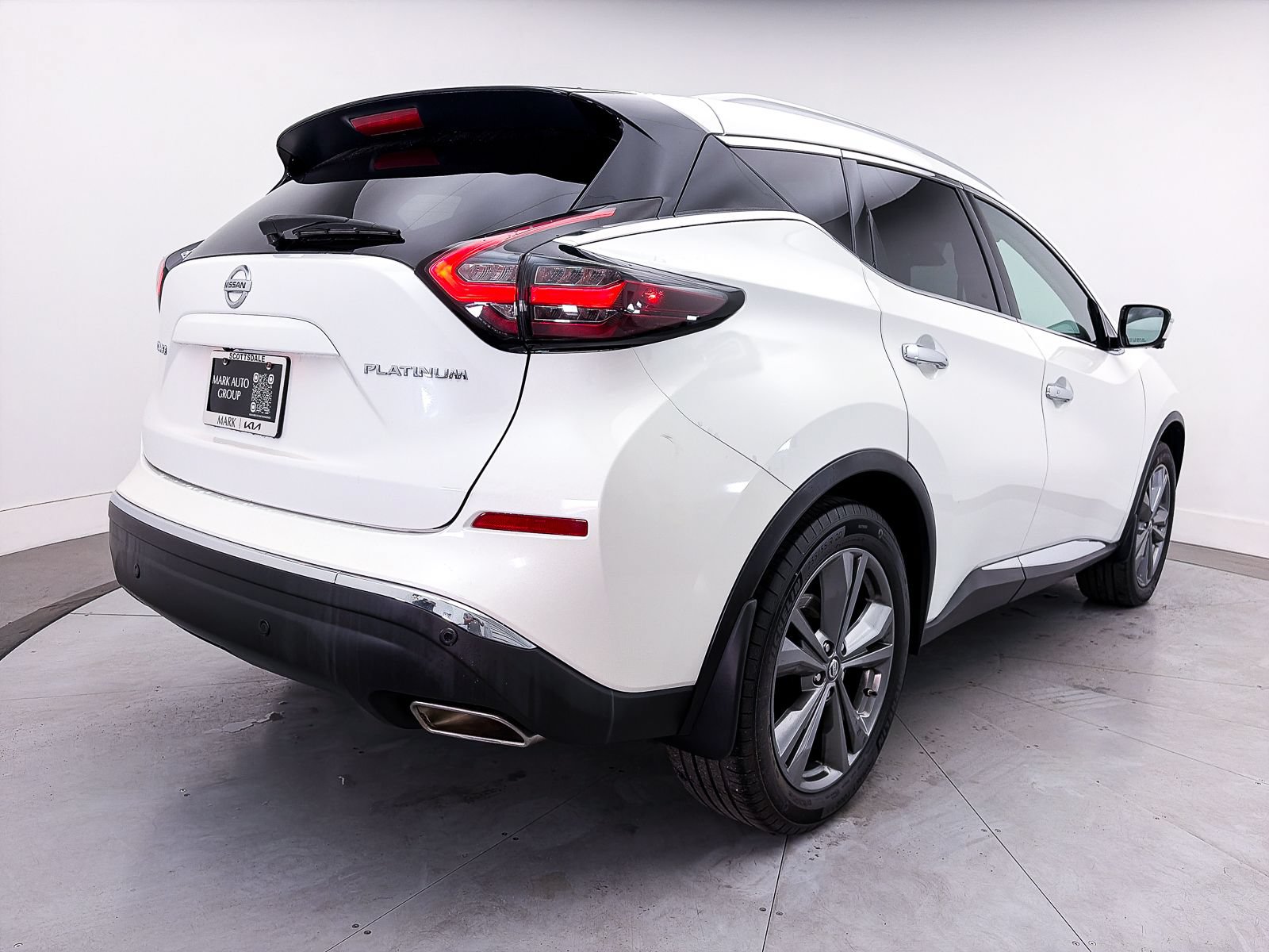 Used 2019 Nissan Murano Platinum w/ Cargo Package FWD image 18