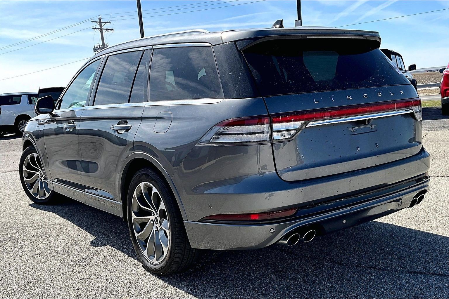 Used 2021 Lincoln Aviator Grand Touring w/ Equipment Group 302A image 5