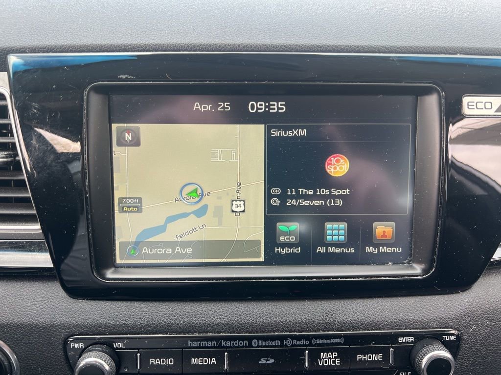 Used 2017 Kia Niro EX FWD image 29