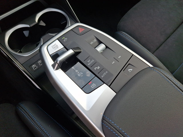 New 2027 BMW X1 xDrive28i AWD/4WD image 12