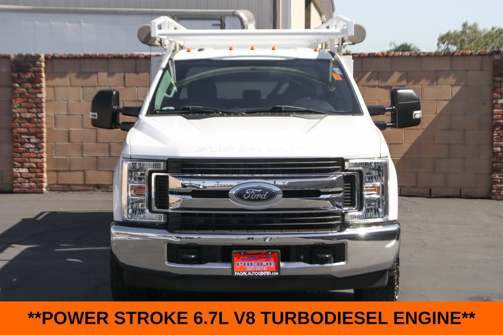 Used 2018 Ford F350 XLT RWD image 3