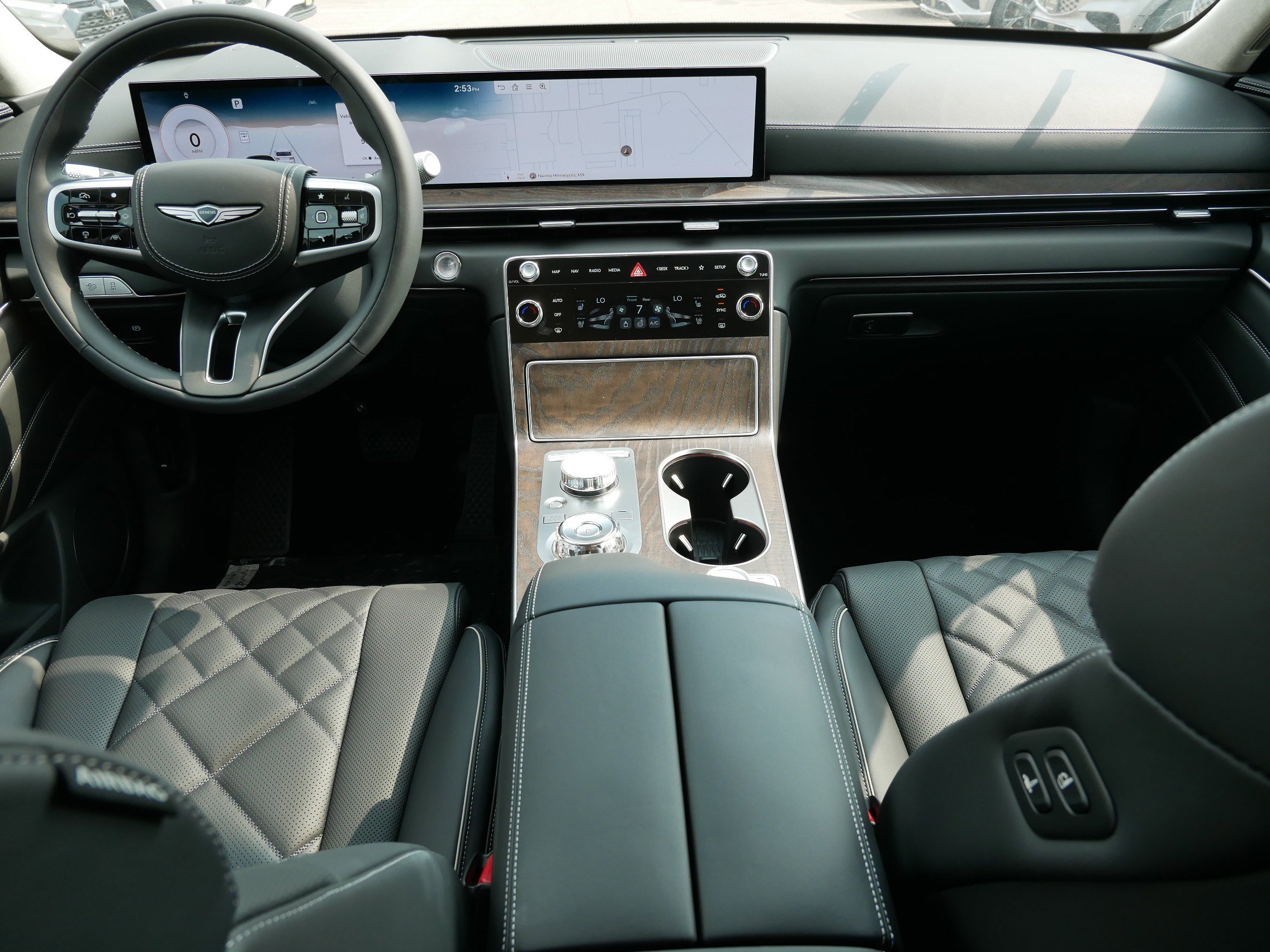 New 2025 Genesis GV80 3.5T Prestige image 6