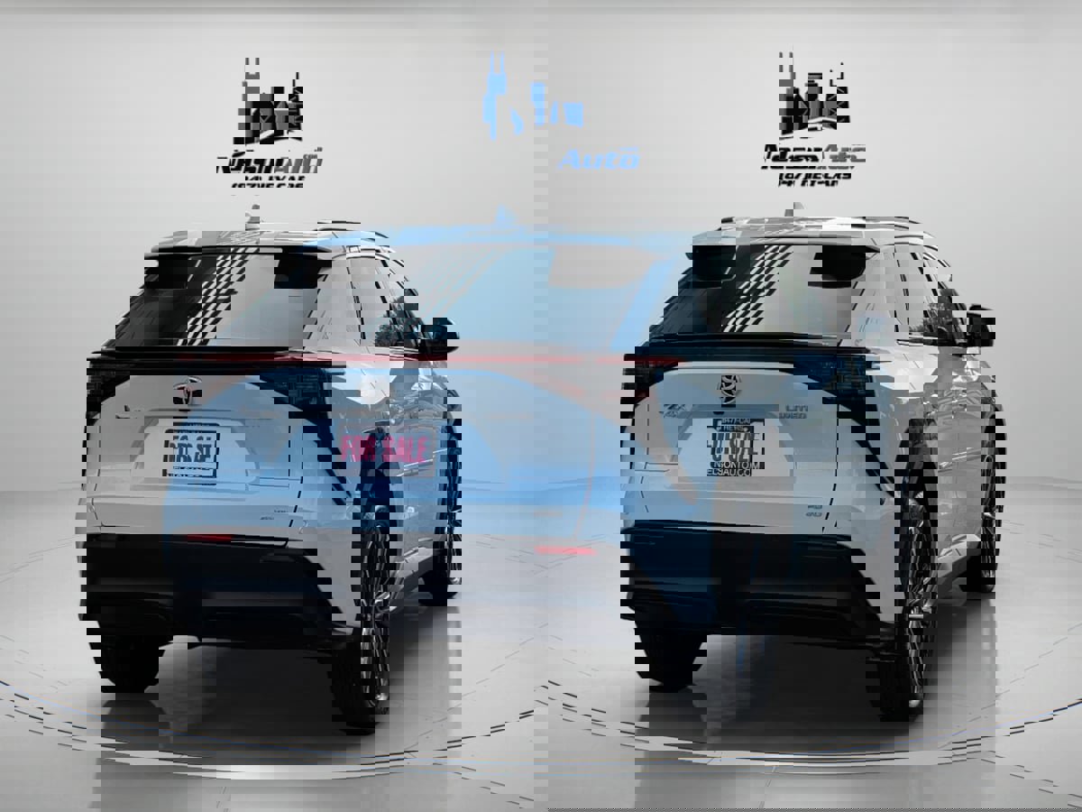 Used 2023 Toyota bZ4X Limited image 4