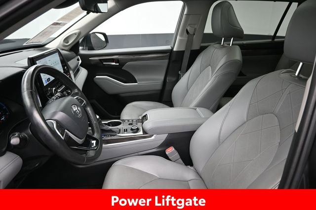 Used 2023 Toyota Highlander Platinum AWD/4WD image 15