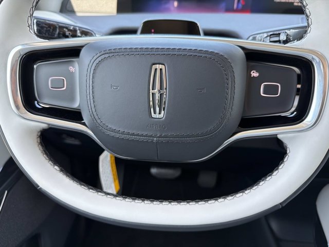 New 2026 Lincoln Navigator L Reserve AWD/4WD image 25