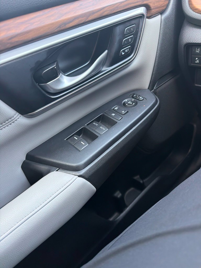 Used 2021 Honda CR-V EX-L image 14