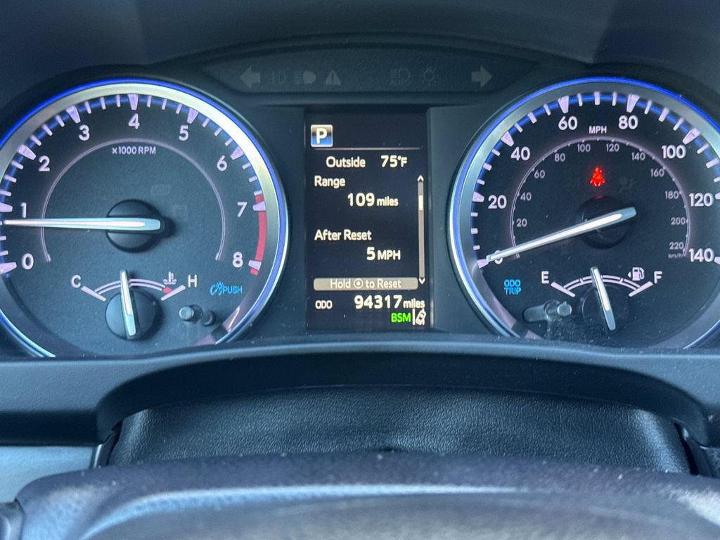 Used 2019 Toyota Highlander SE AWD/4WD image 33