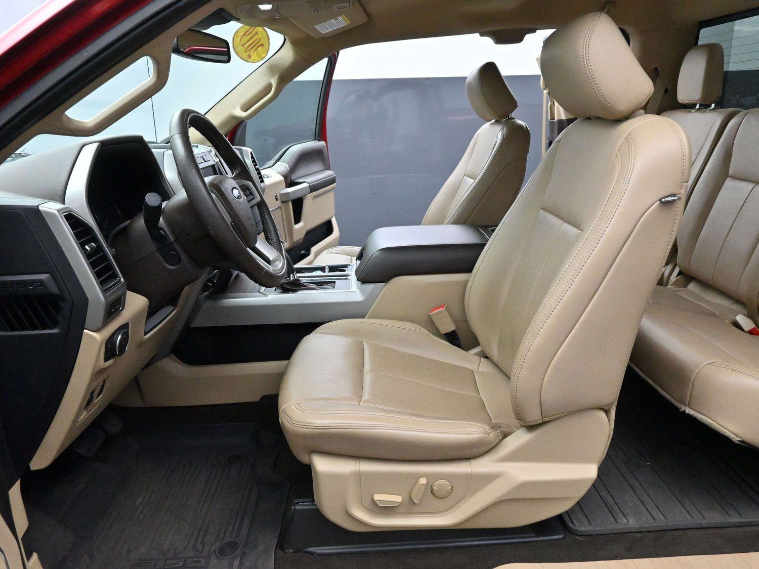 Used 2019 Ford F150 Lariat w/ Equipment Group 502A Luxury image 14