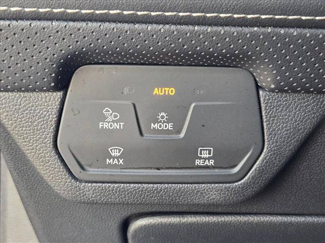 Used 2024 Volkswagen Atlas SE AWD/4WD image 20