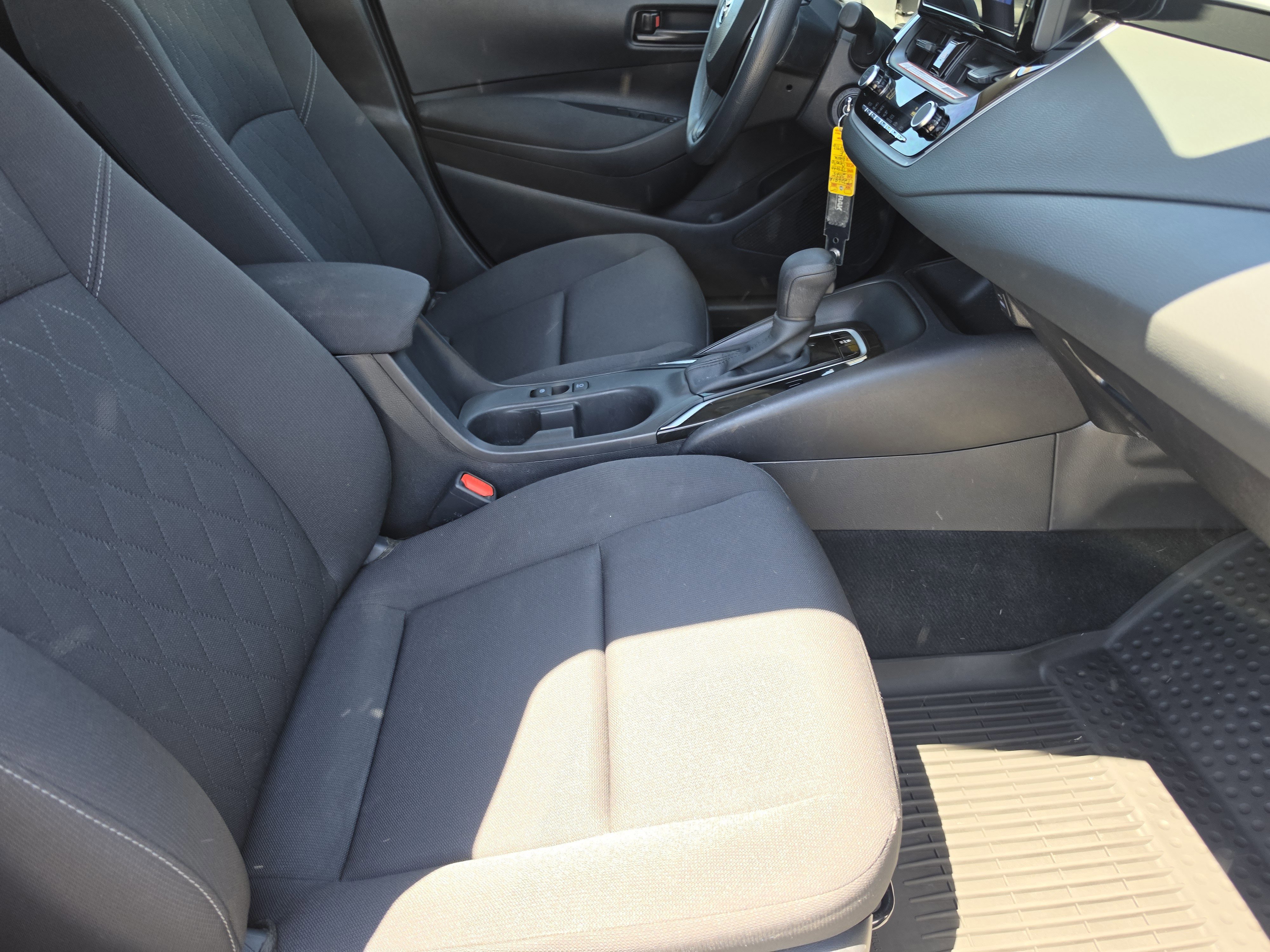 Certified 2025 Toyota Corolla LE FWD image 12