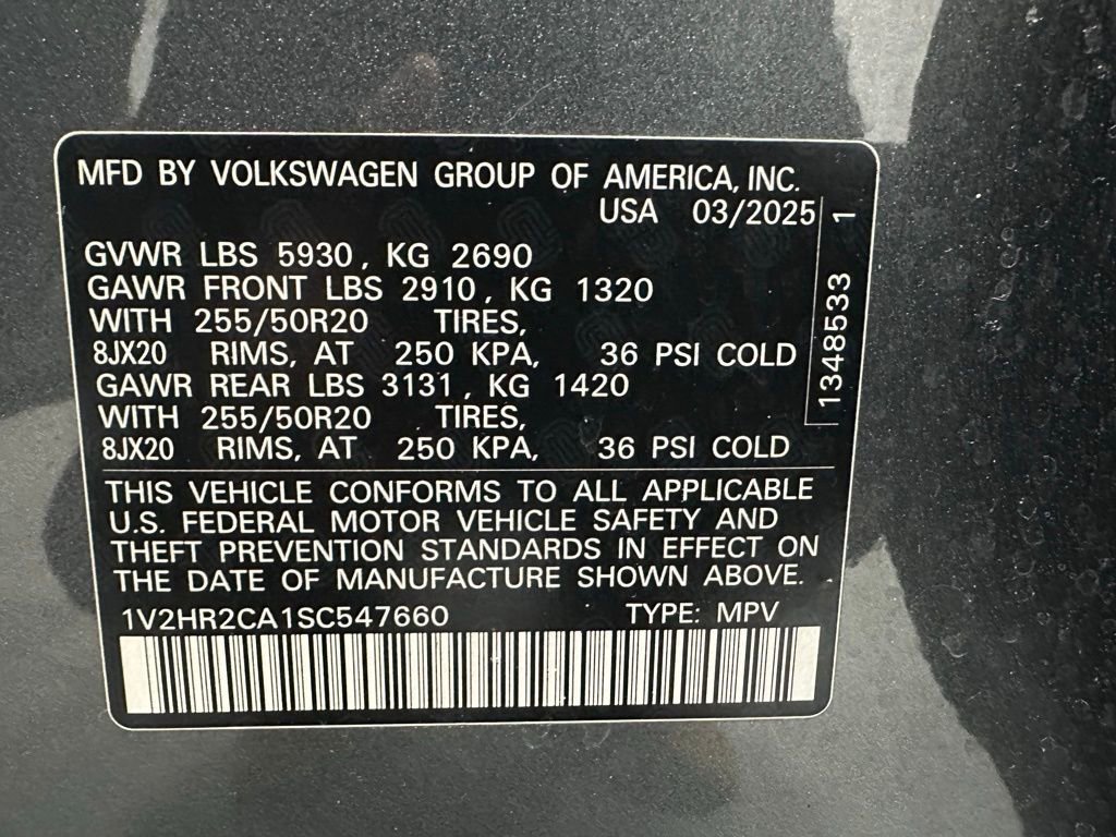 Used 2025 Volkswagen Atlas SE image 11
