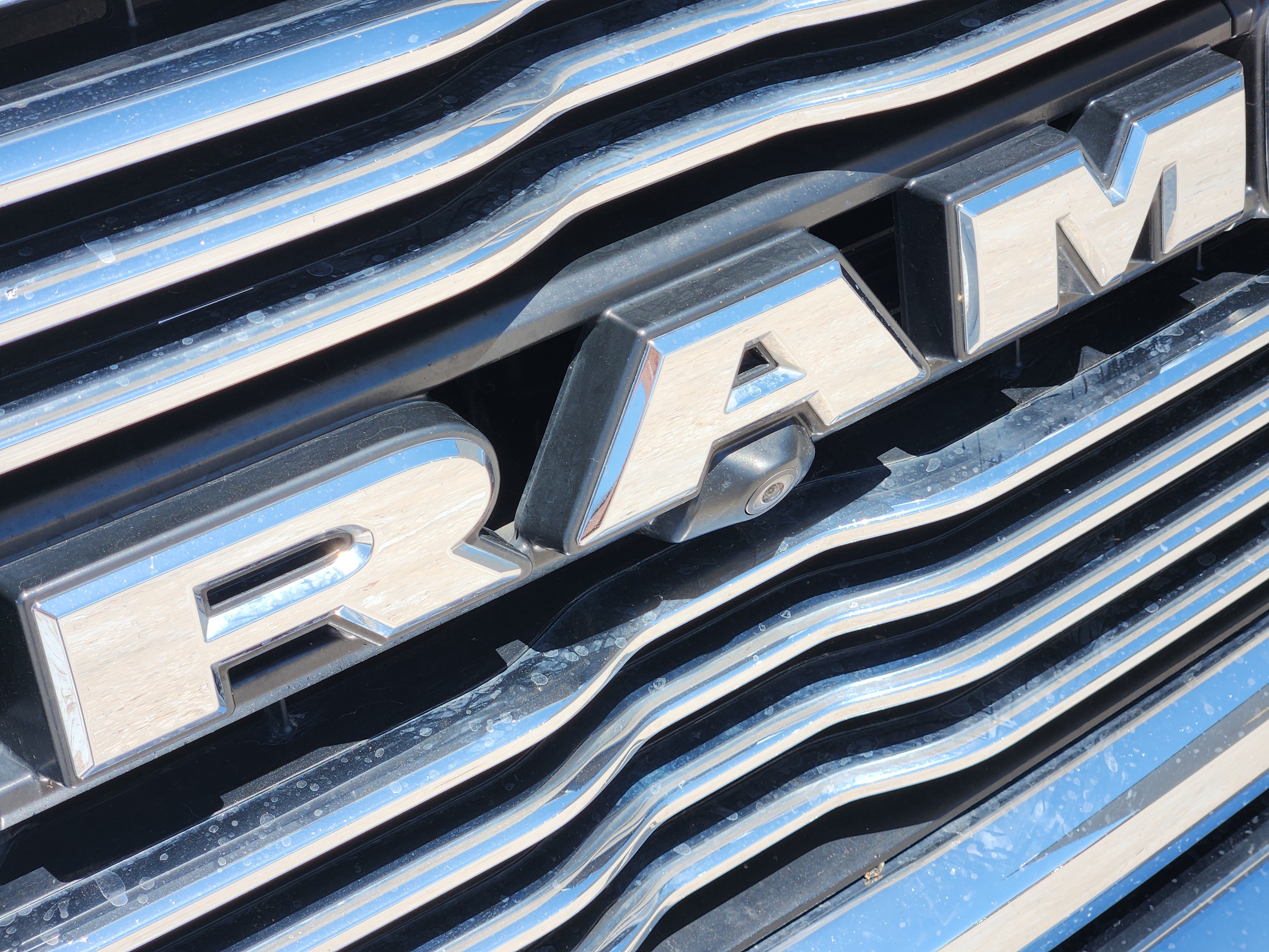 Used 2022 RAM 2500 Laramie AWD/4WD image 12