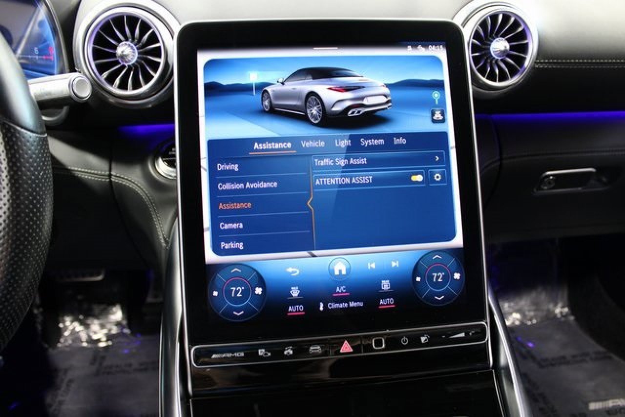 Used 2022 Mercedes-Benz SL 55 AMG 4MATIC image 27