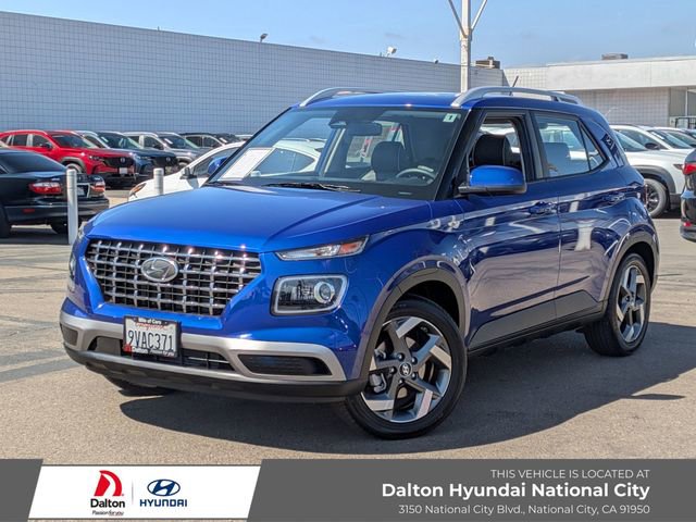 Used 2025 Hyundai Venue Limited image 1