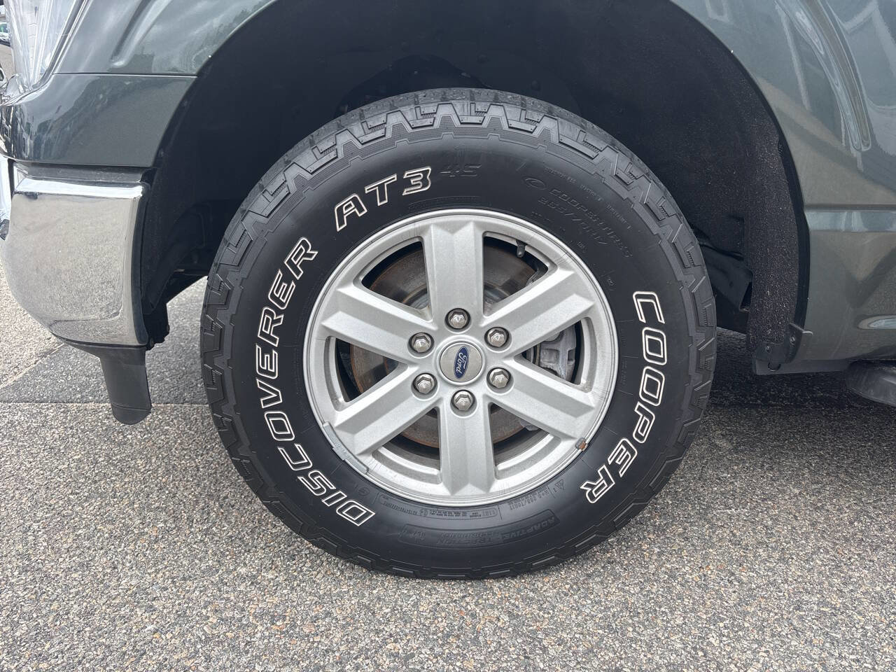 Used 2021 Ford F150 XLT image 5