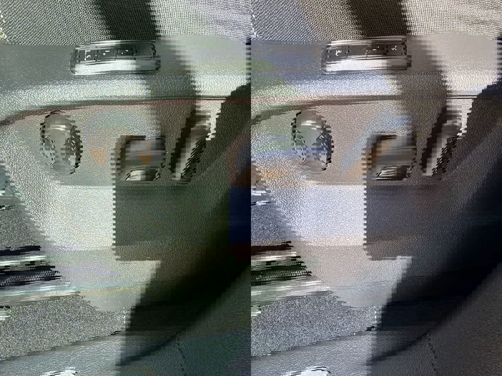 Used 2023 Volkswagen Atlas SEL Premium image 24