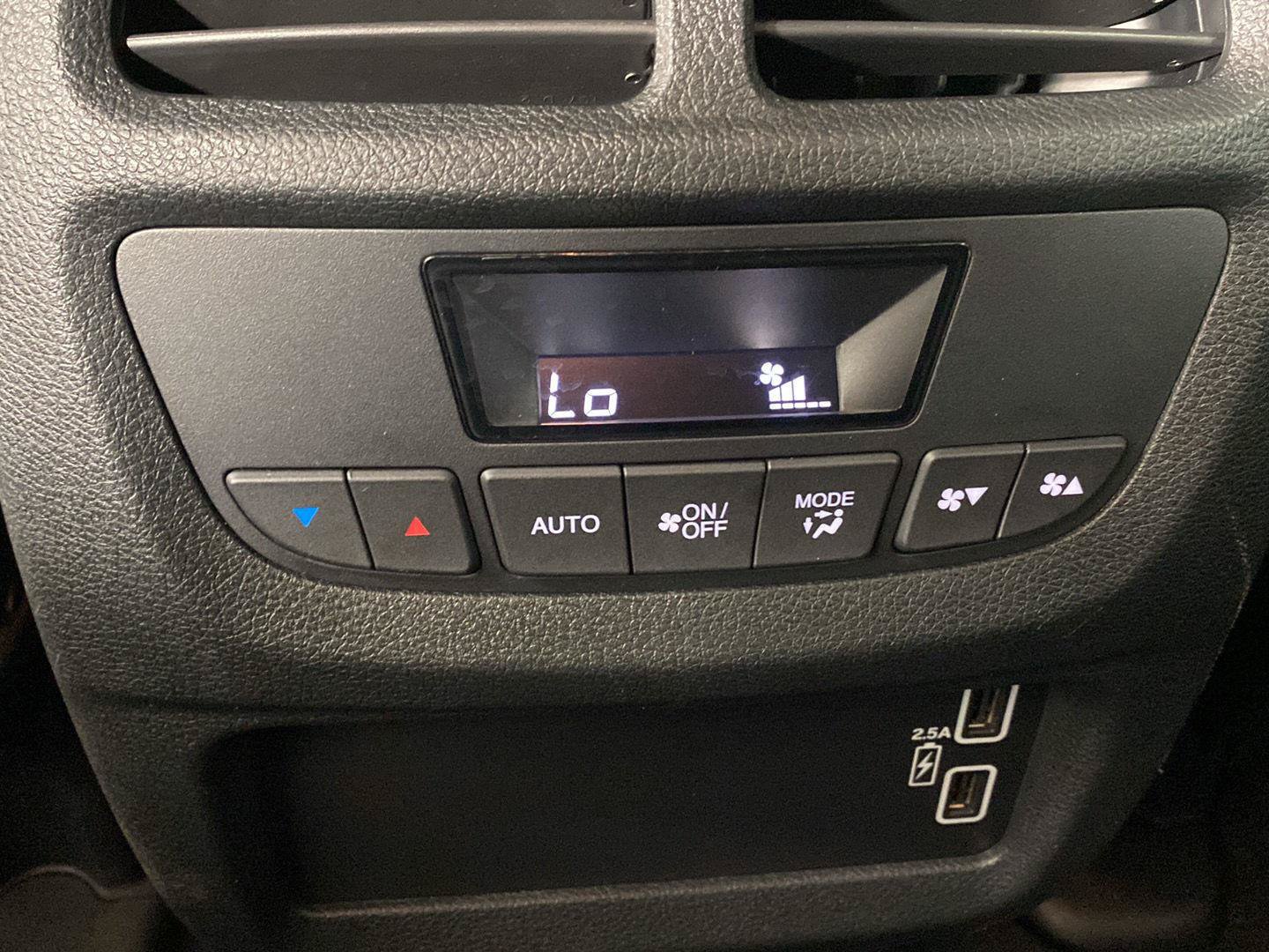 Used 2022 Honda Pilot Special Edition image 27