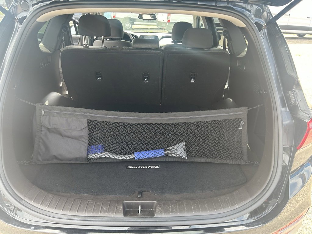 Used 2020 Hyundai Santa Fe SEL w/ Cargo Package image 16