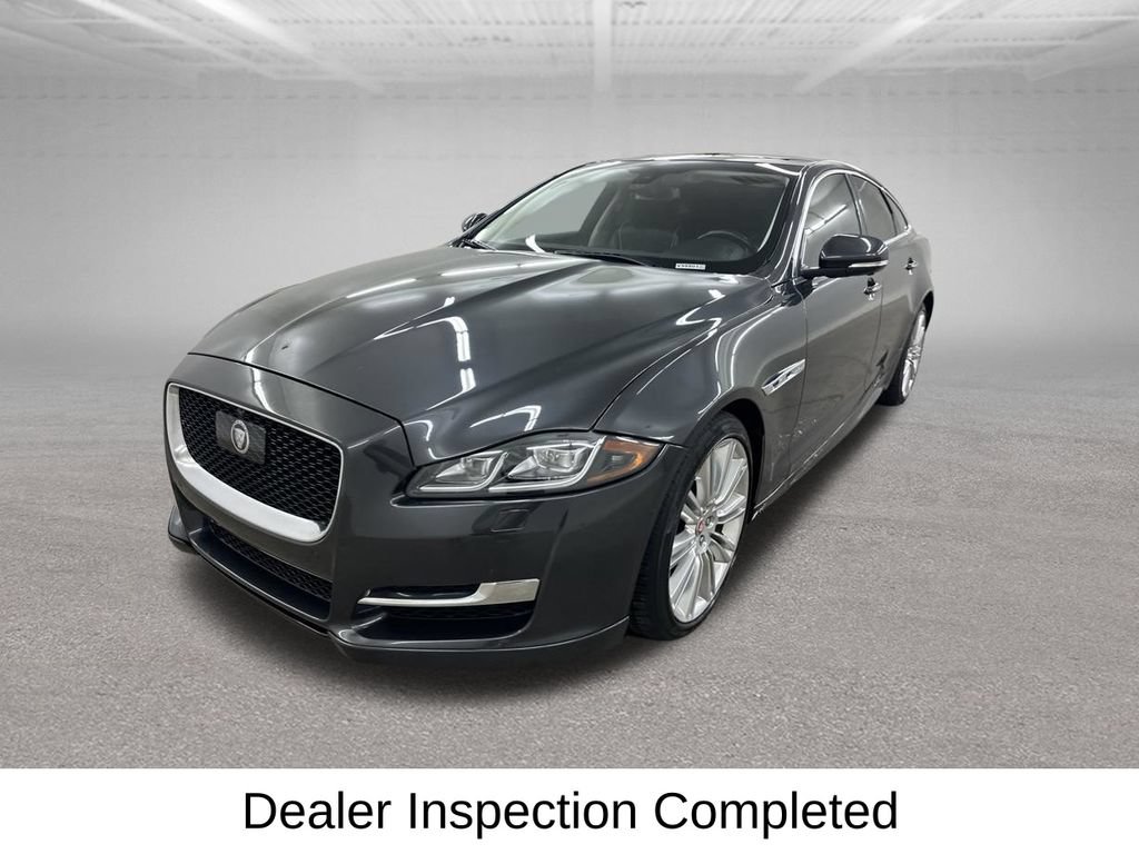 Used 2016 Jaguar XJ R-Sport AWD/4WD image 6