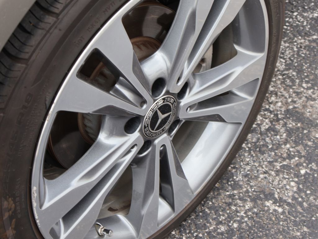 Used 2019 Mercedes-Benz C 300 4MATIC Sedan image 20