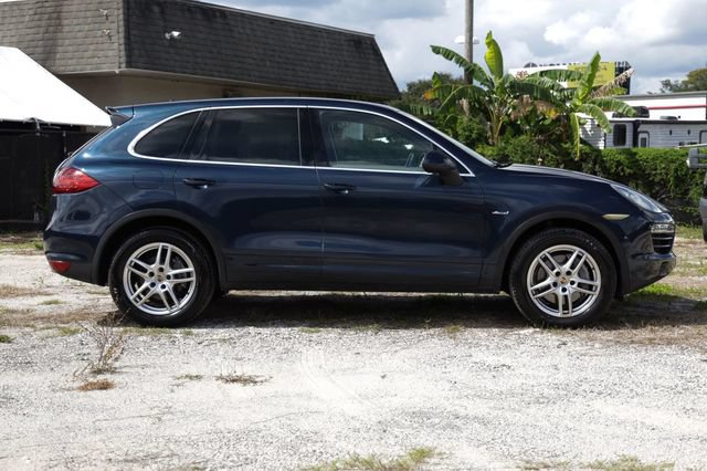 Used 2014 Porsche Cayenne Diesel AWD/4WD image 16