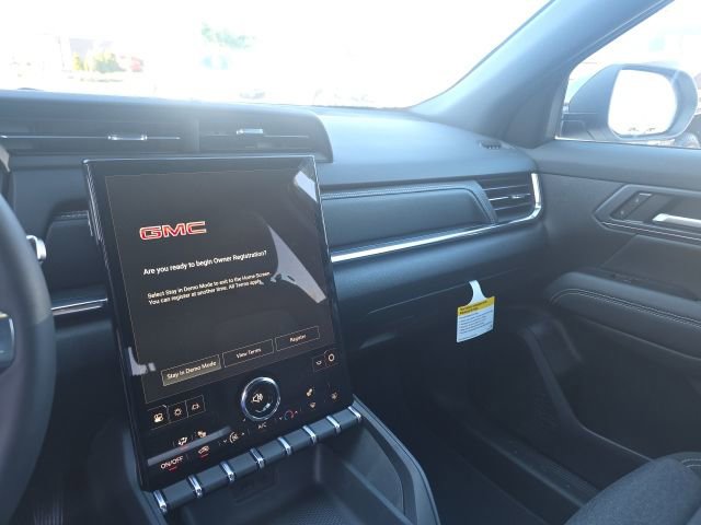 New 2026 GMC Terrain Elevation w/ Black Edition AWD/4WD image 22