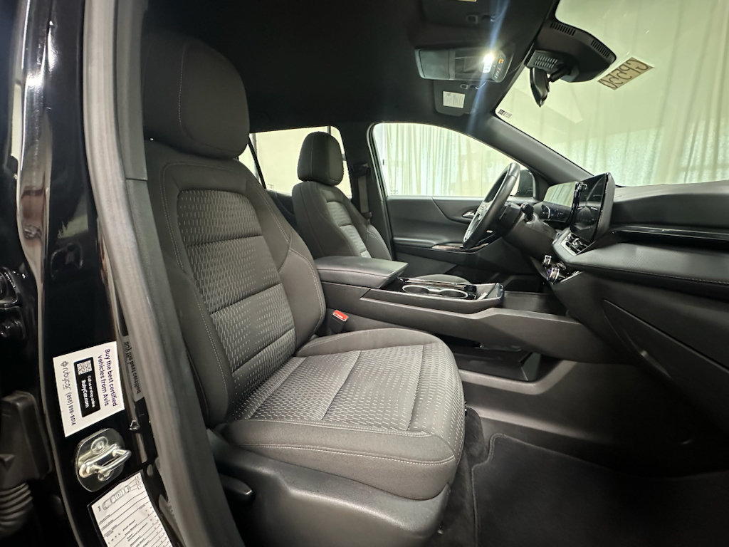 Certified 2025 Chevrolet Equinox LT AWD/4WD image 13