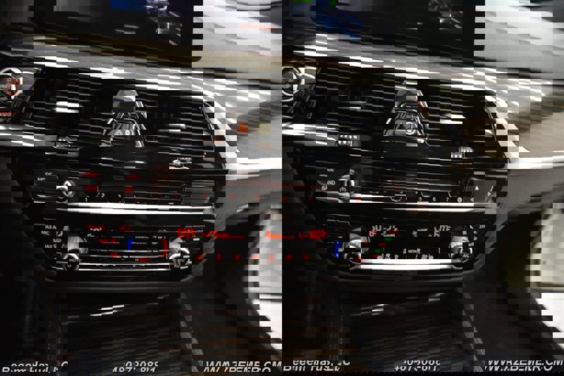 Used 2018 BMW 640i Gran Turismo xDrive image 33