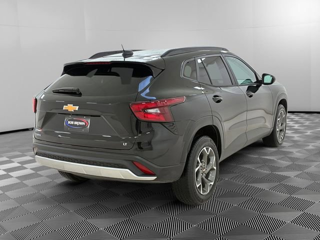Used 2024 Chevrolet Trax LT image 3