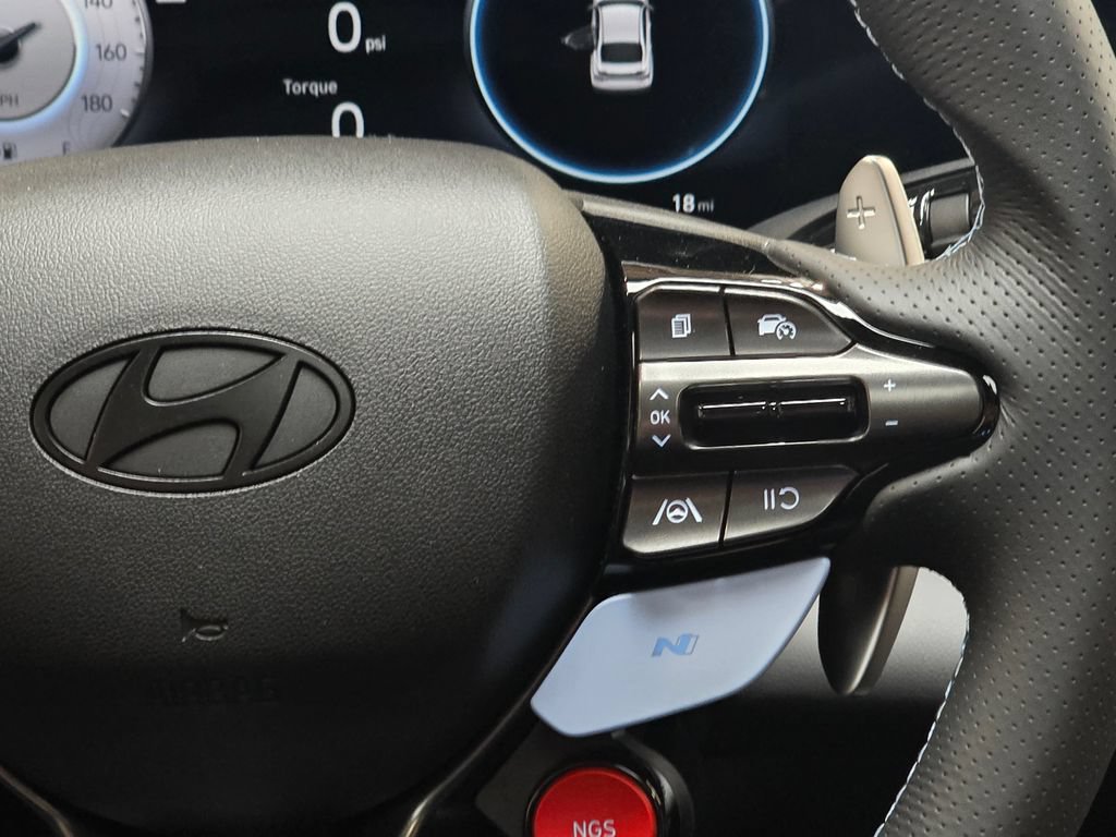 New 2026 Hyundai Elantra N FWD image 19