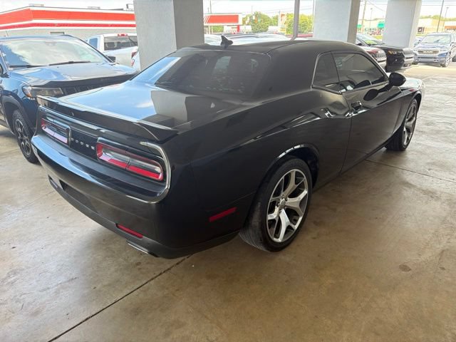 Used 2016 Dodge Challenger SXT Plus RWD image 6