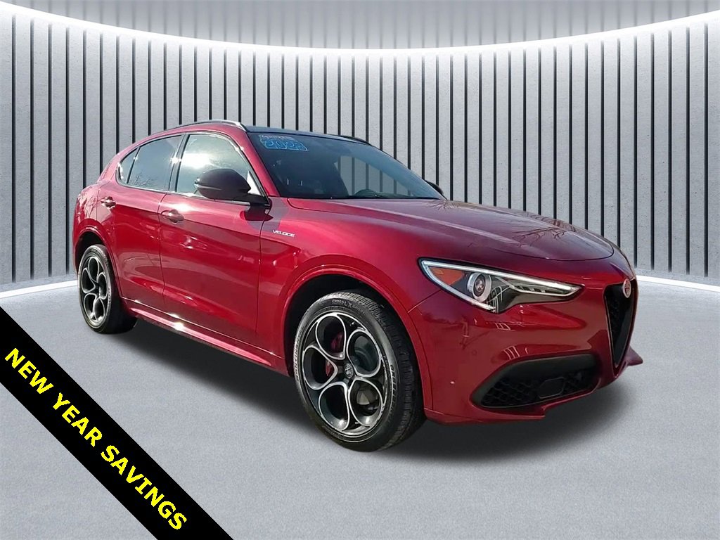 Used 2023 Alfa Romeo Stelvio Veloce