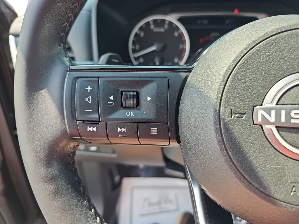 Used 2023 Nissan Rogue SL w/ SL Premium Package AWD/4WD image 17