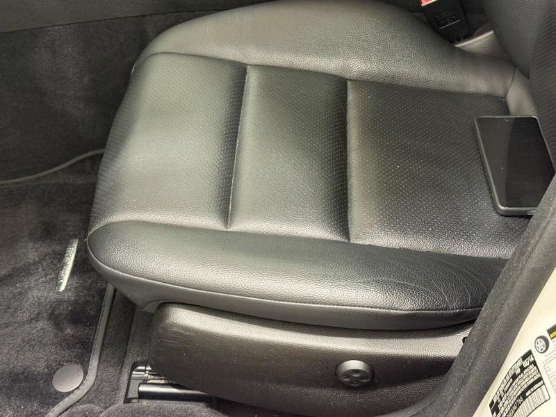 Used 2014 Mercedes-Benz C 300 4MATIC Sedan image 23