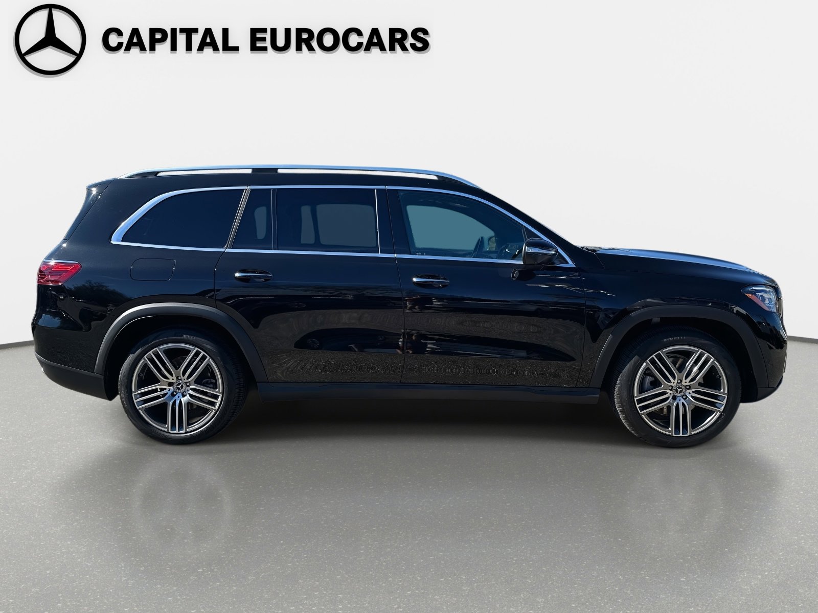 Certified 2025 Mercedes-Benz GLS 450 4MATIC image 6